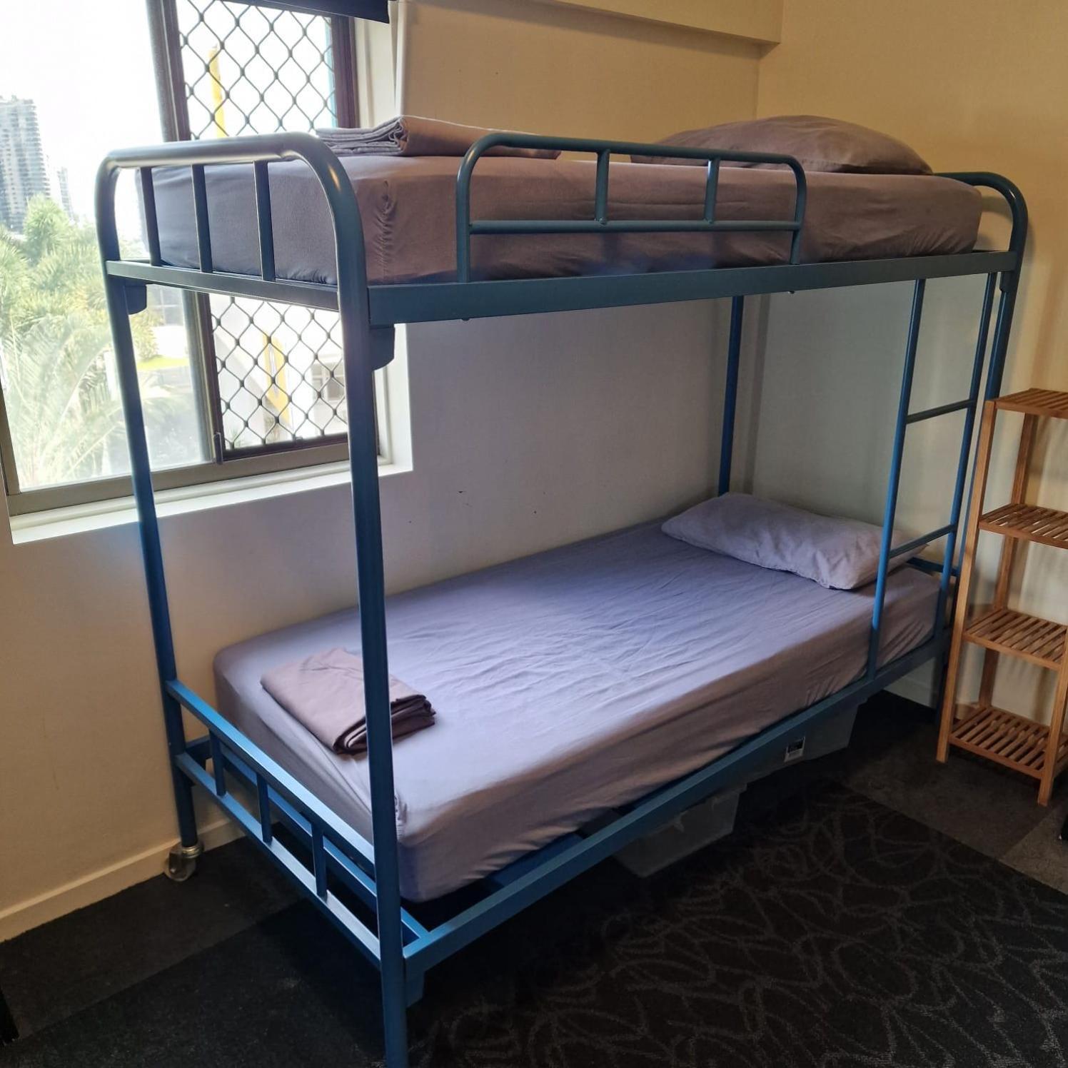 Chill Backpackers Hostel Бризбейн Екстериор снимка
