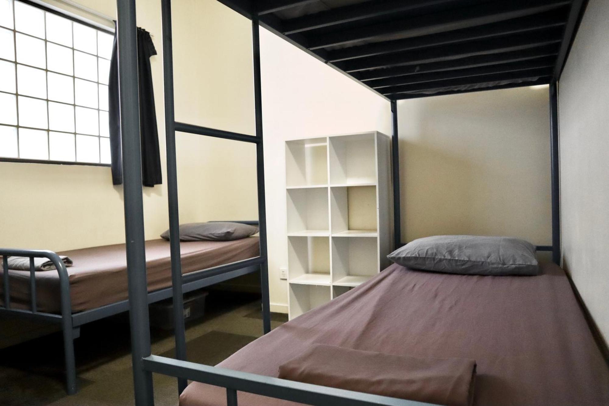 Chill Backpackers Hostel Бризбейн Екстериор снимка