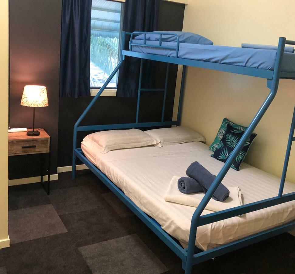 Chill Backpackers Hostel Бризбейн Екстериор снимка